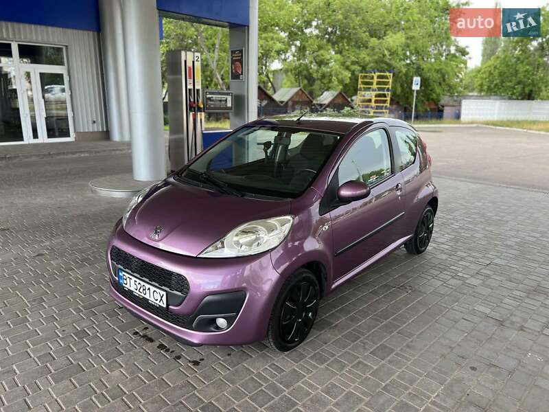 Peugeot 107 2012