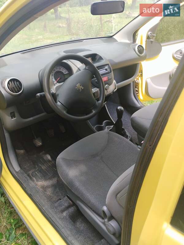 Хэтчбек Peugeot 107 2006 в Виннице