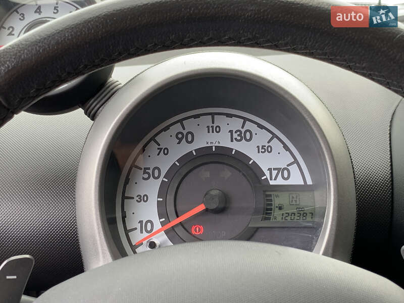 Хетчбек Peugeot 107 2014 в Бердичеві