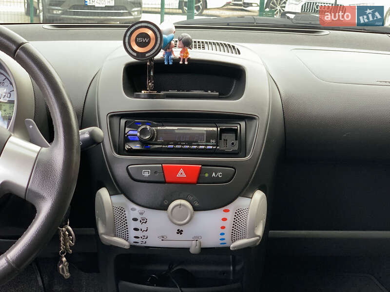 Хетчбек Peugeot 107 2014 в Бердичеві