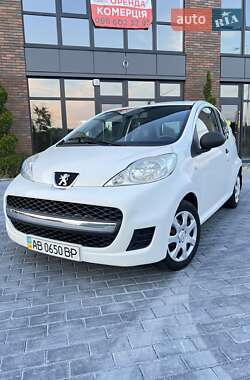 Хетчбек Peugeot 107 2011 в Вінниці