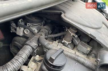 Хетчбек Peugeot 107 2012 в 