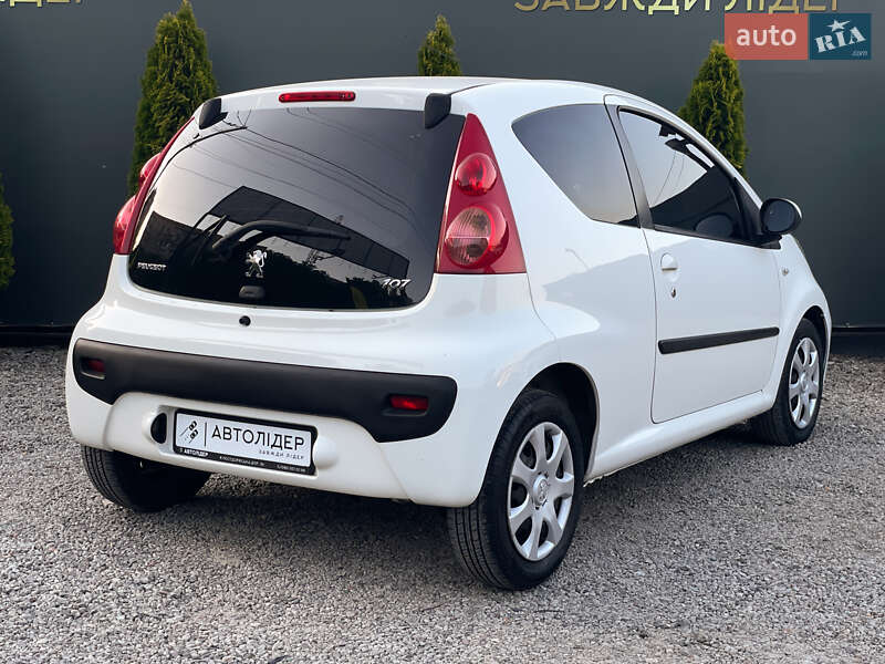 Хетчбек Peugeot 107 2011 в Одесі