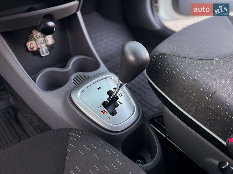 Хетчбек Peugeot 107 2011 в Одесі