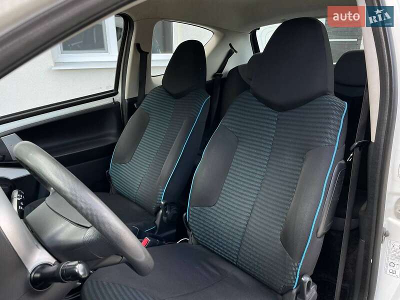 Хэтчбек Peugeot 107 2012 в Тернополе