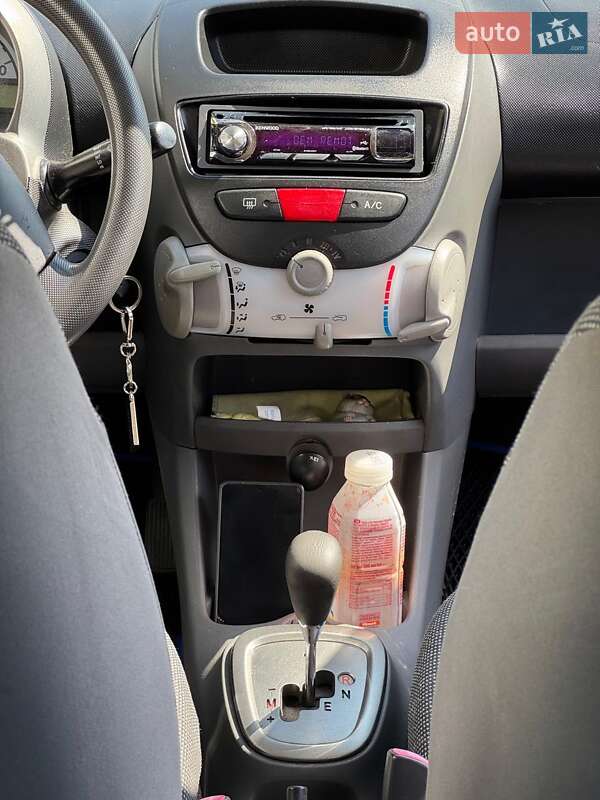 Хэтчбек Peugeot 107 2007 в Киеве