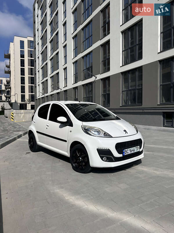 Хетчбек Peugeot 107 2012 в Львові