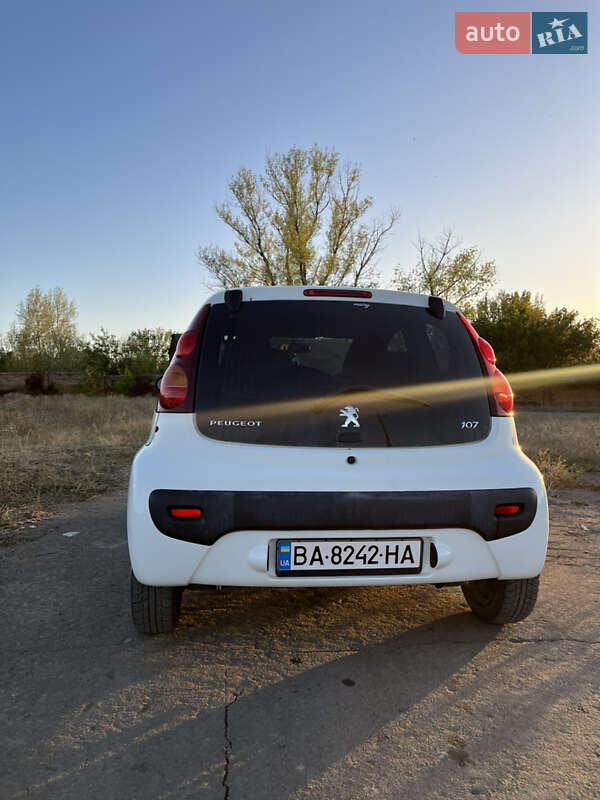 Хетчбек Peugeot 107 2012 в Кривому Озері