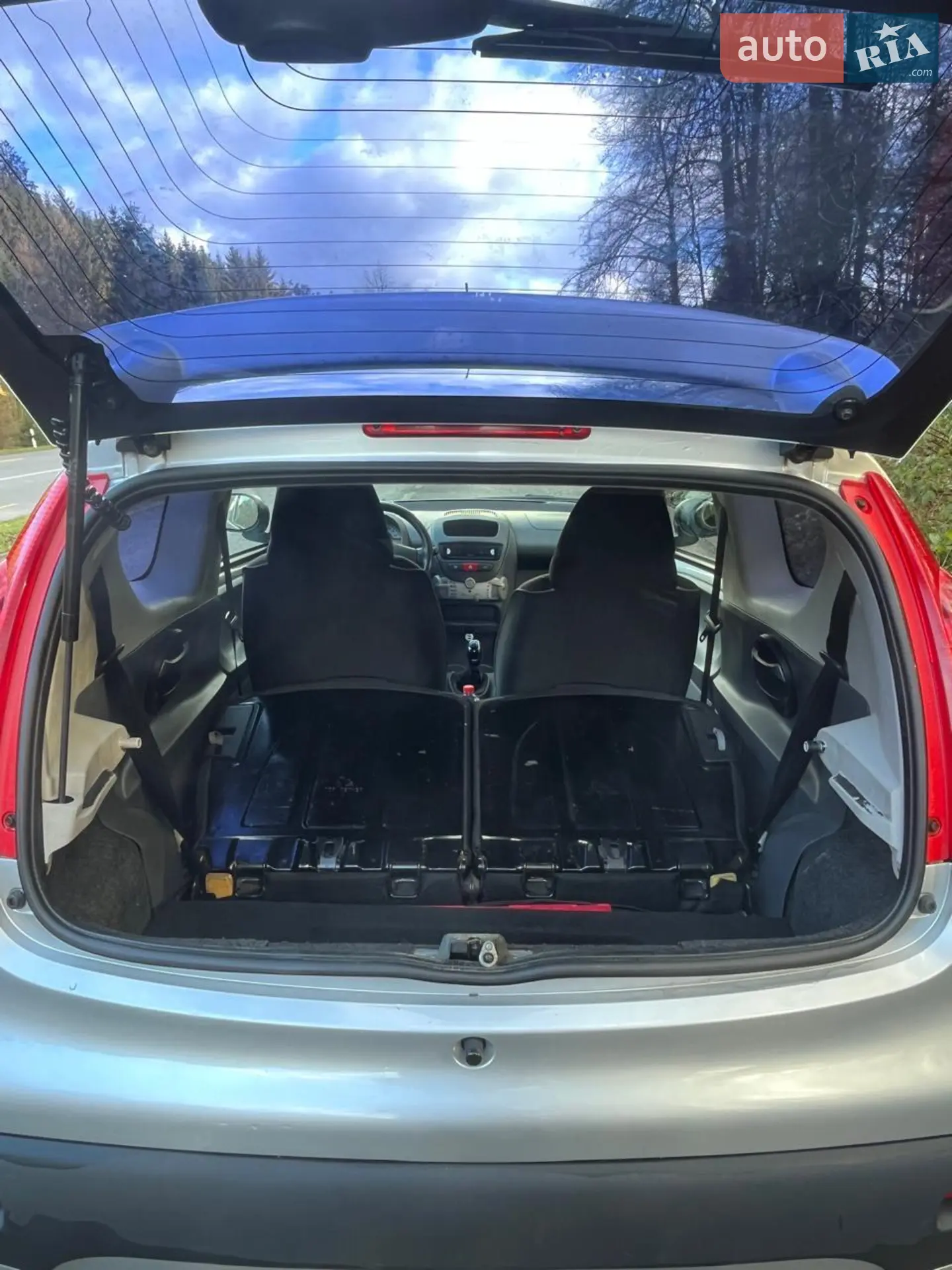 2012 Peugeot 107 - мініатюра 13