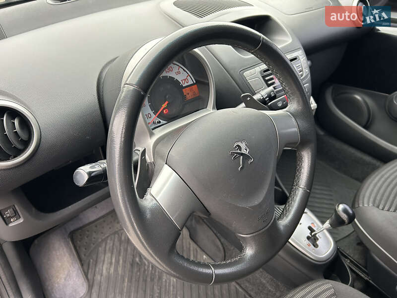 Хэтчбек Peugeot 107 2012 в Киеве