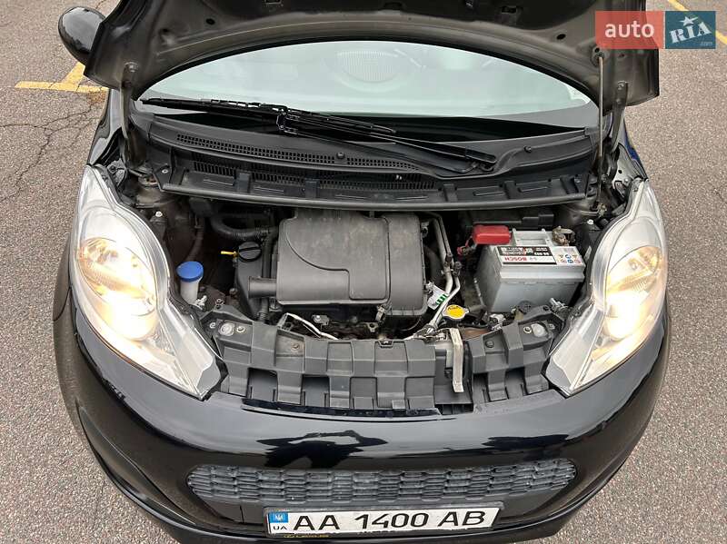 Хэтчбек Peugeot 107 2012 в Киеве