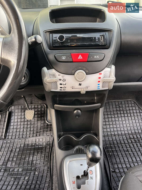 Хэтчбек Peugeot 107 2014 в Залещиках фото 6 Хэтчбек Peugeot 107 2014 в Залещиках