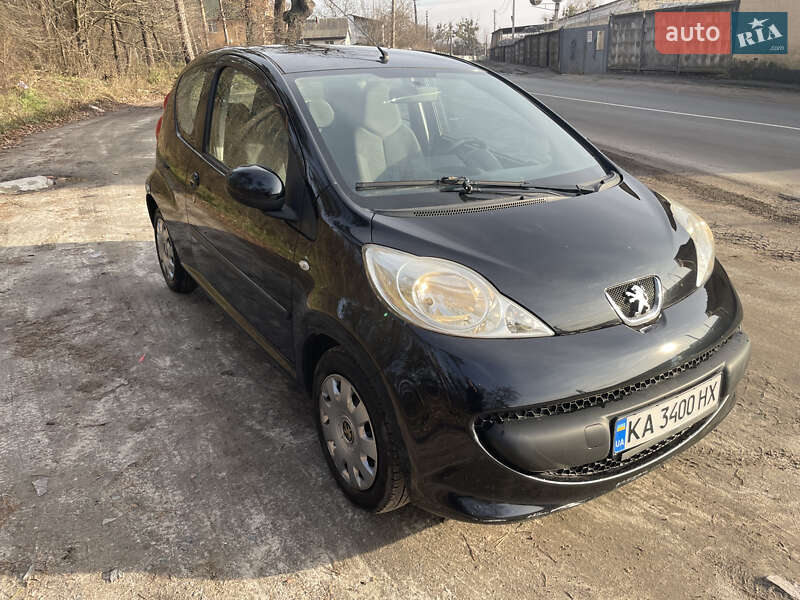 Хэтчбек Peugeot 107 2007 в Киеве