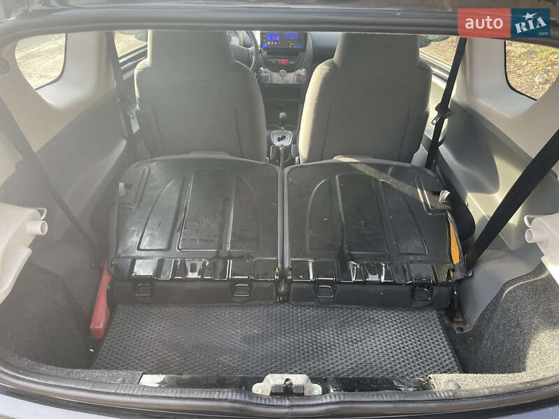 Хэтчбек Peugeot 107 2007 в Киеве