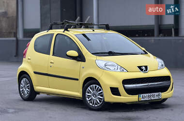 Хэтчбек Peugeot 107 2010 в Виннице