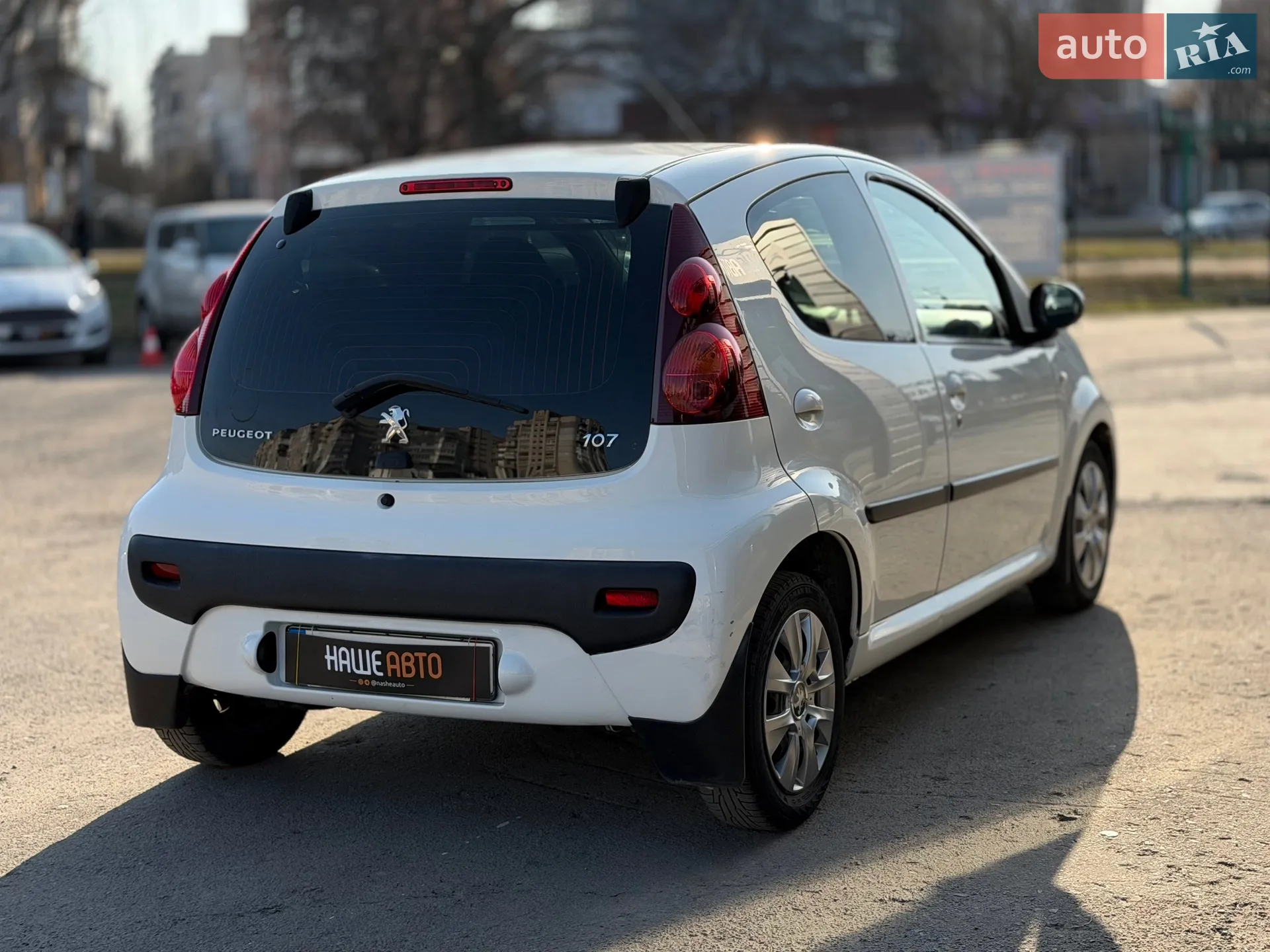 2014 Peugeot 107 - мініатюра 17