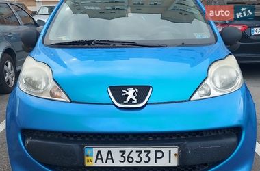 Хэтчбек Peugeot 107 2008 в Софиевской Борщаговке