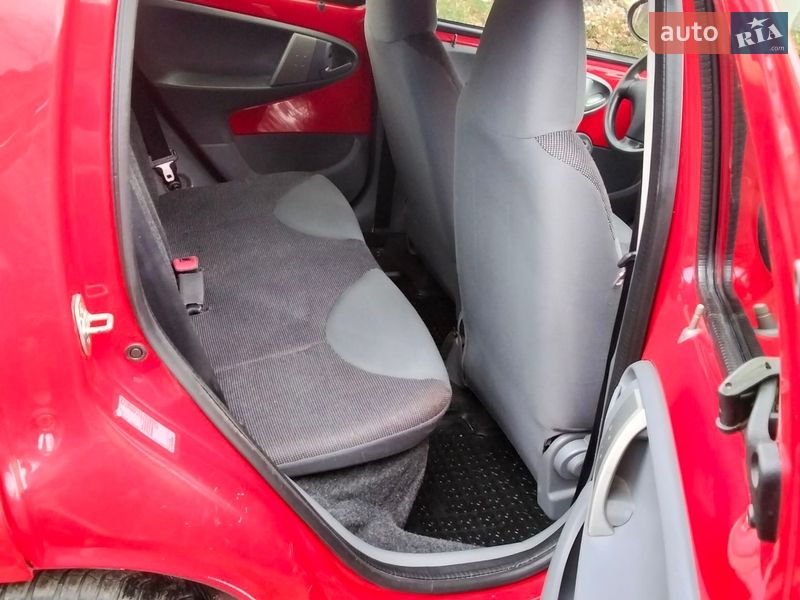 Хэтчбек Peugeot 107 2008 в Богородчанах