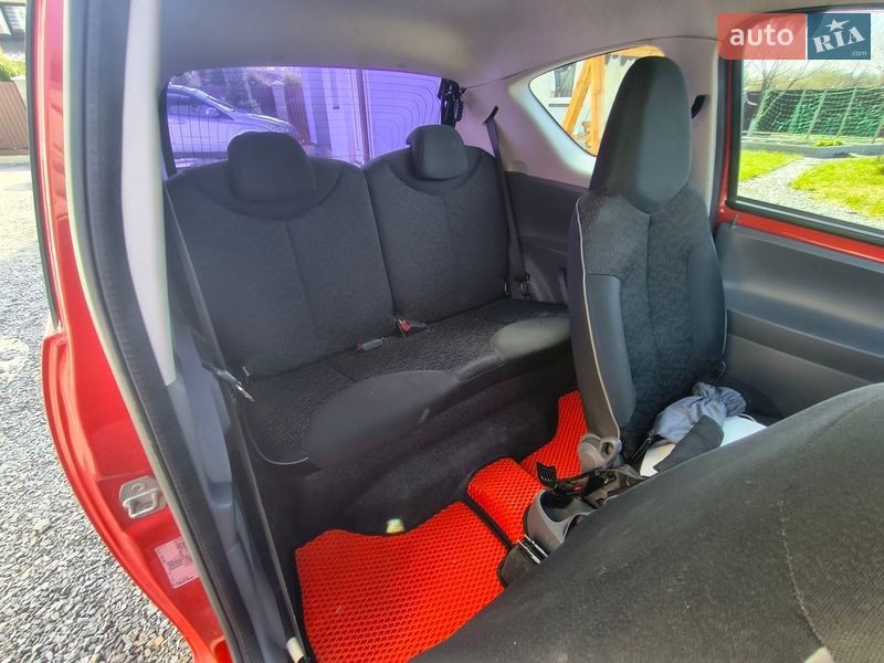 Хэтчбек Peugeot 107 2010 в Львове