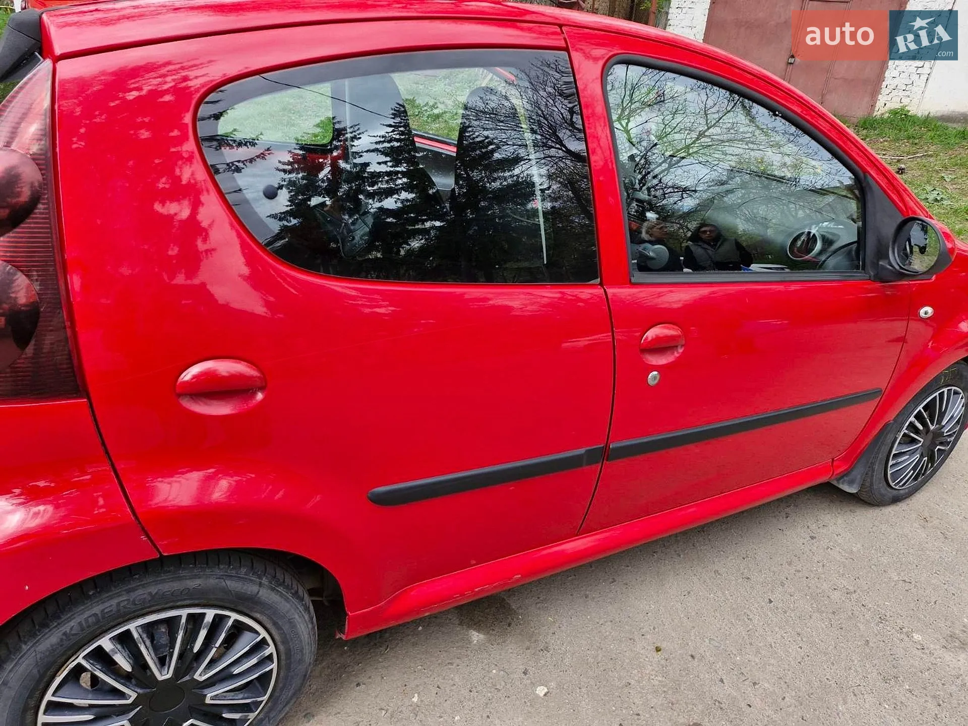 2012 Peugeot 107 - мініатюра 6
