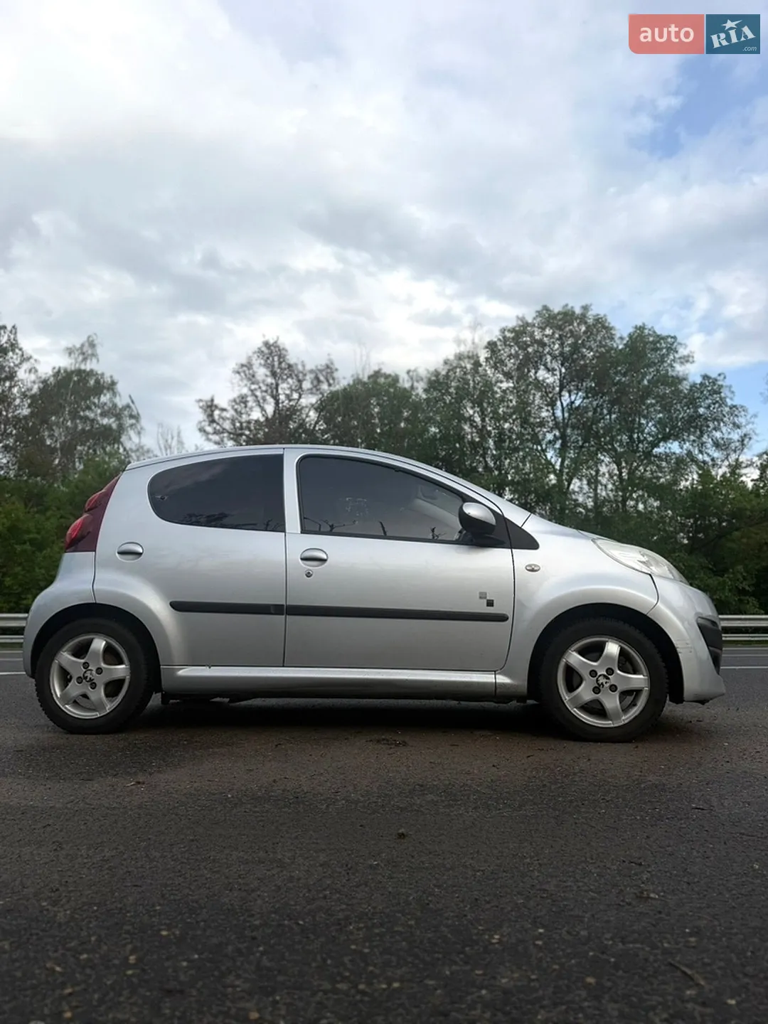 2012 Peugeot 107 - мініатюра 5