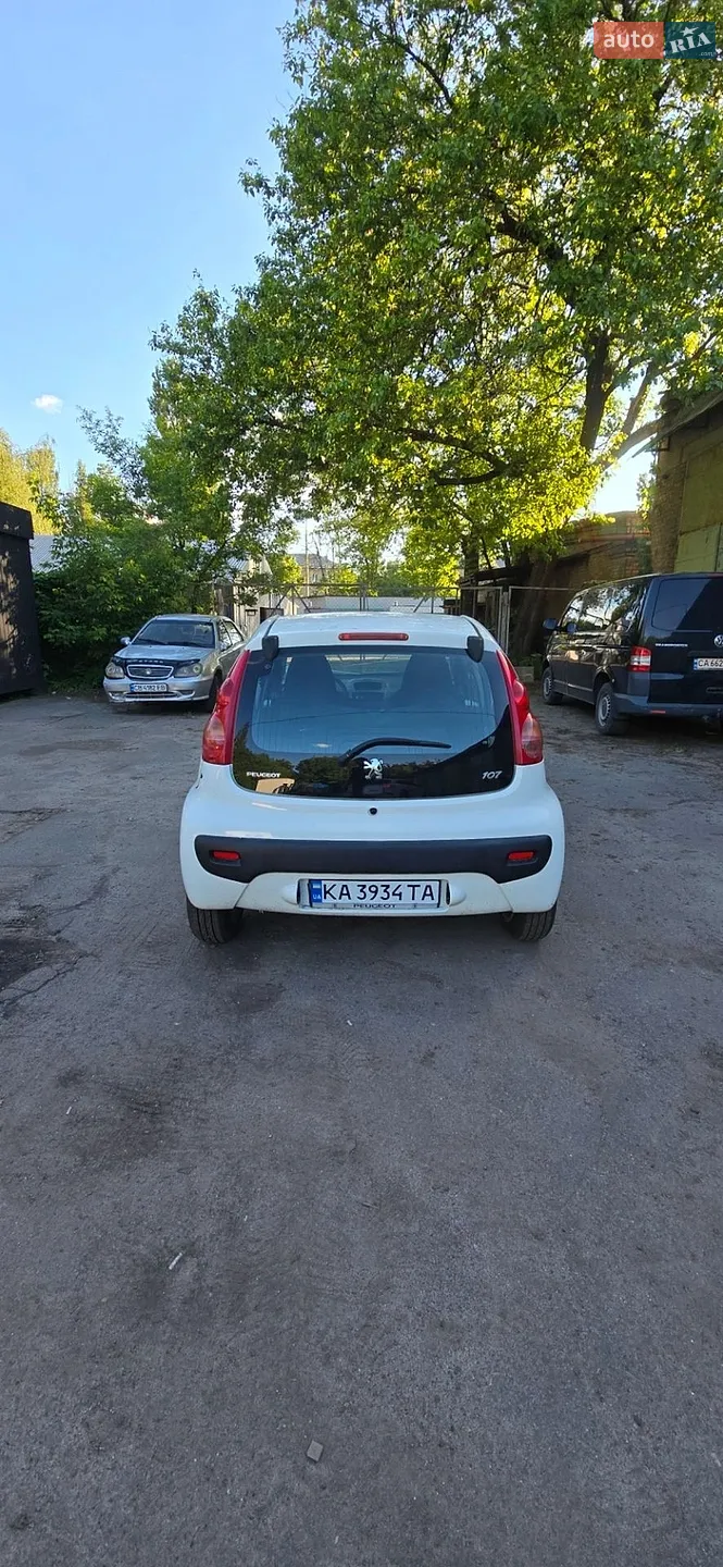 2011 Peugeot 107 - мініатюра 9