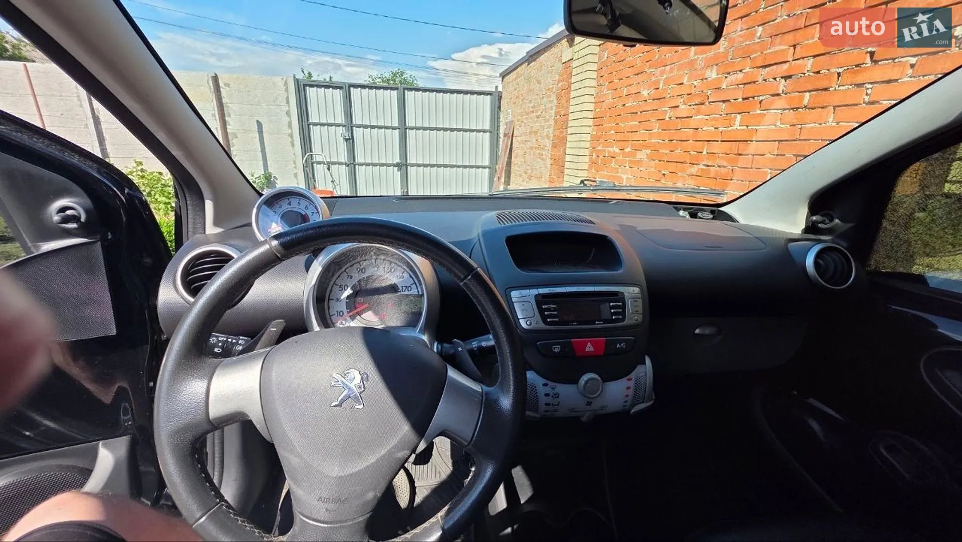 2012 Peugeot 107 - мініатюра 9
