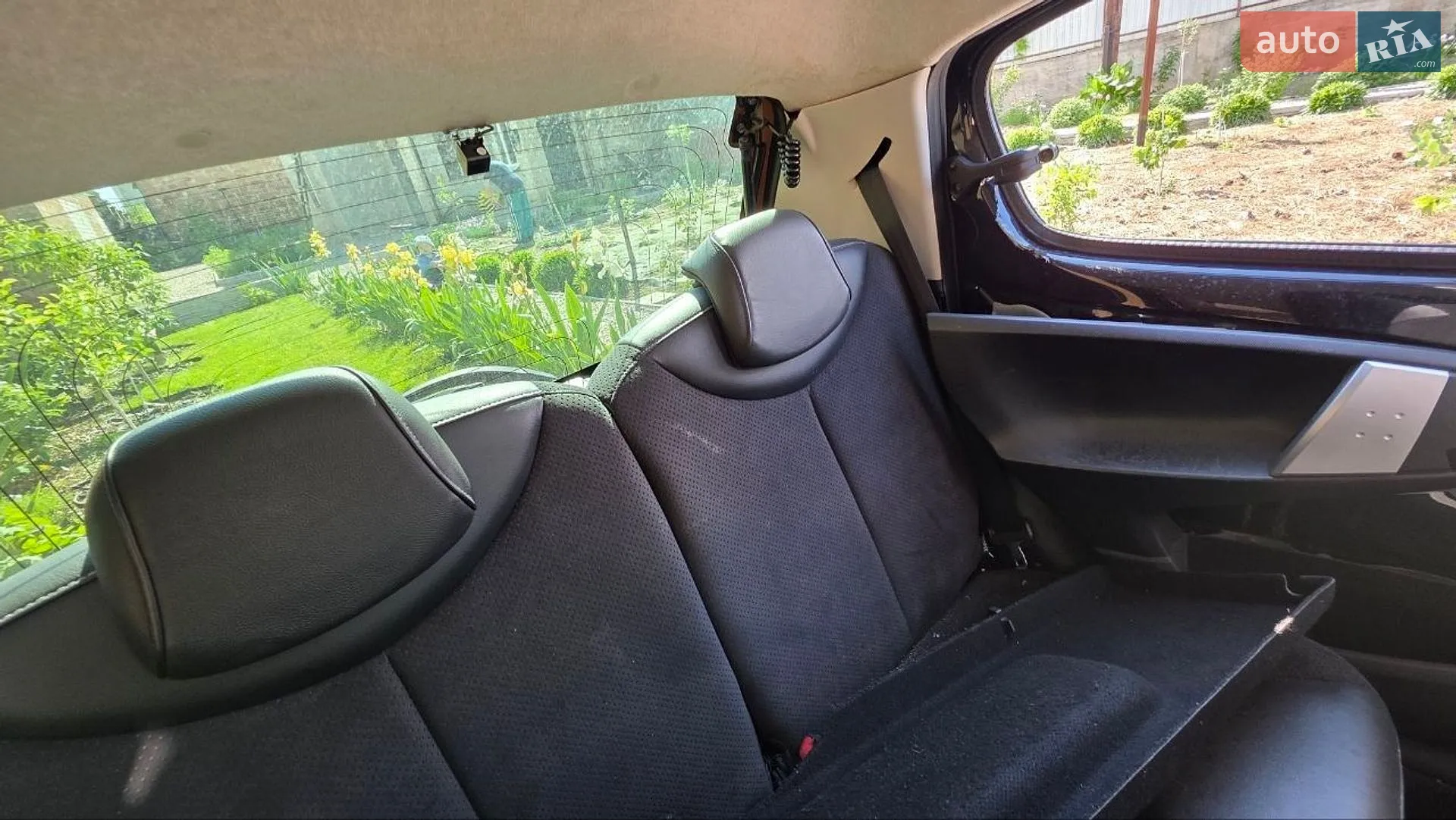 2012 Peugeot 107 - мініатюра 12