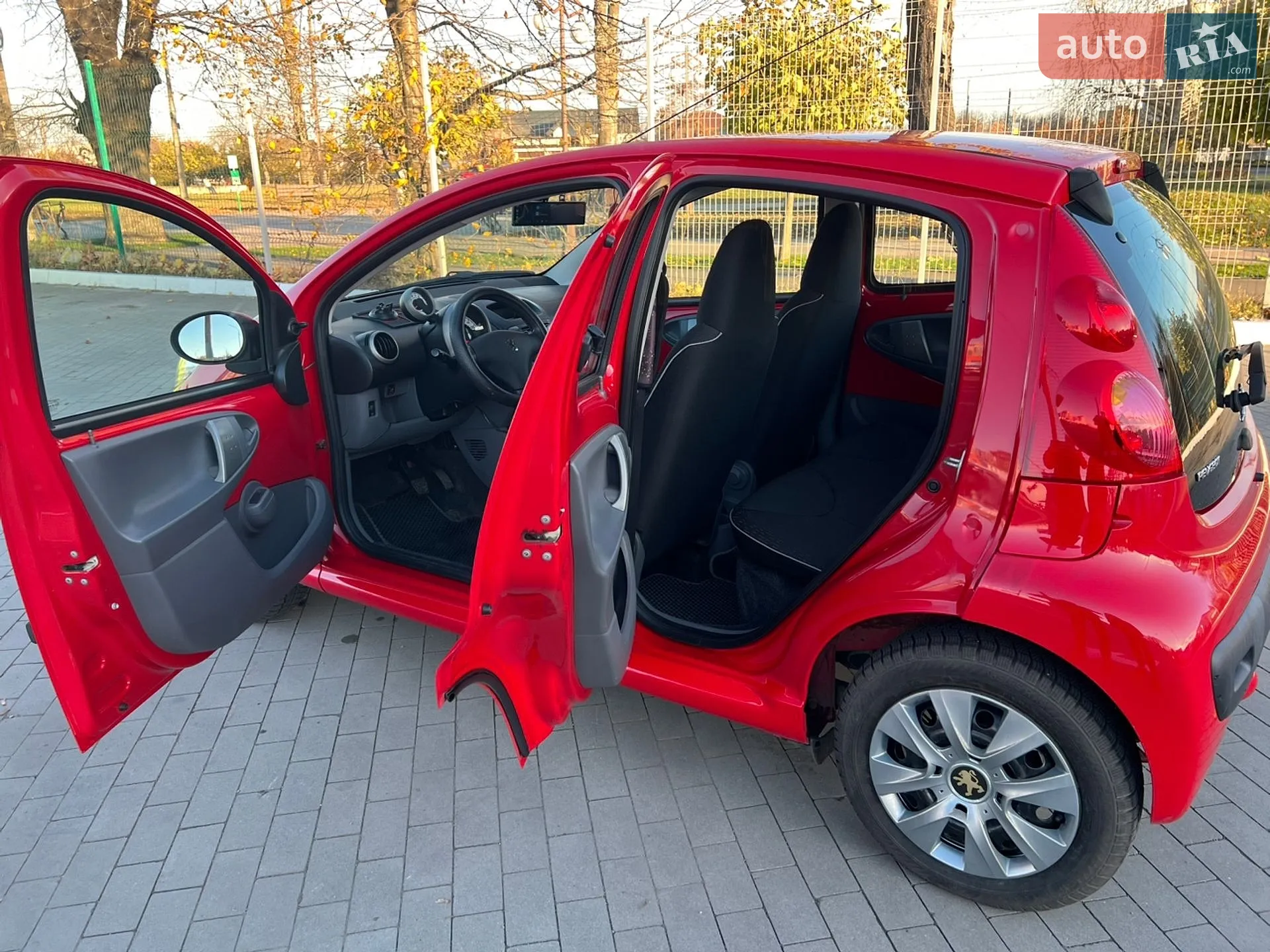 2011 Peugeot 107 - мініатюра 7