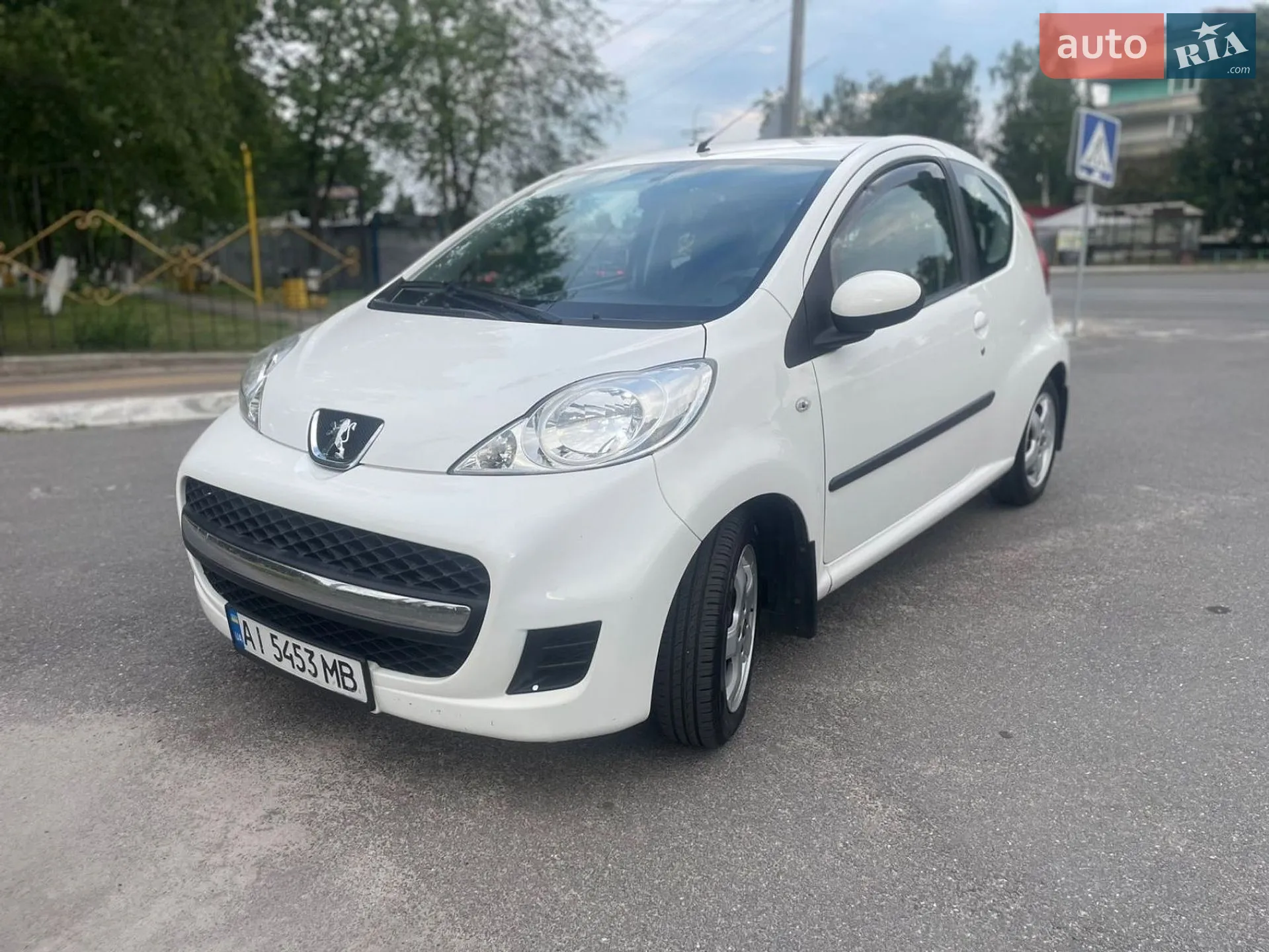 2011 Peugeot 107 - мініатюра 4