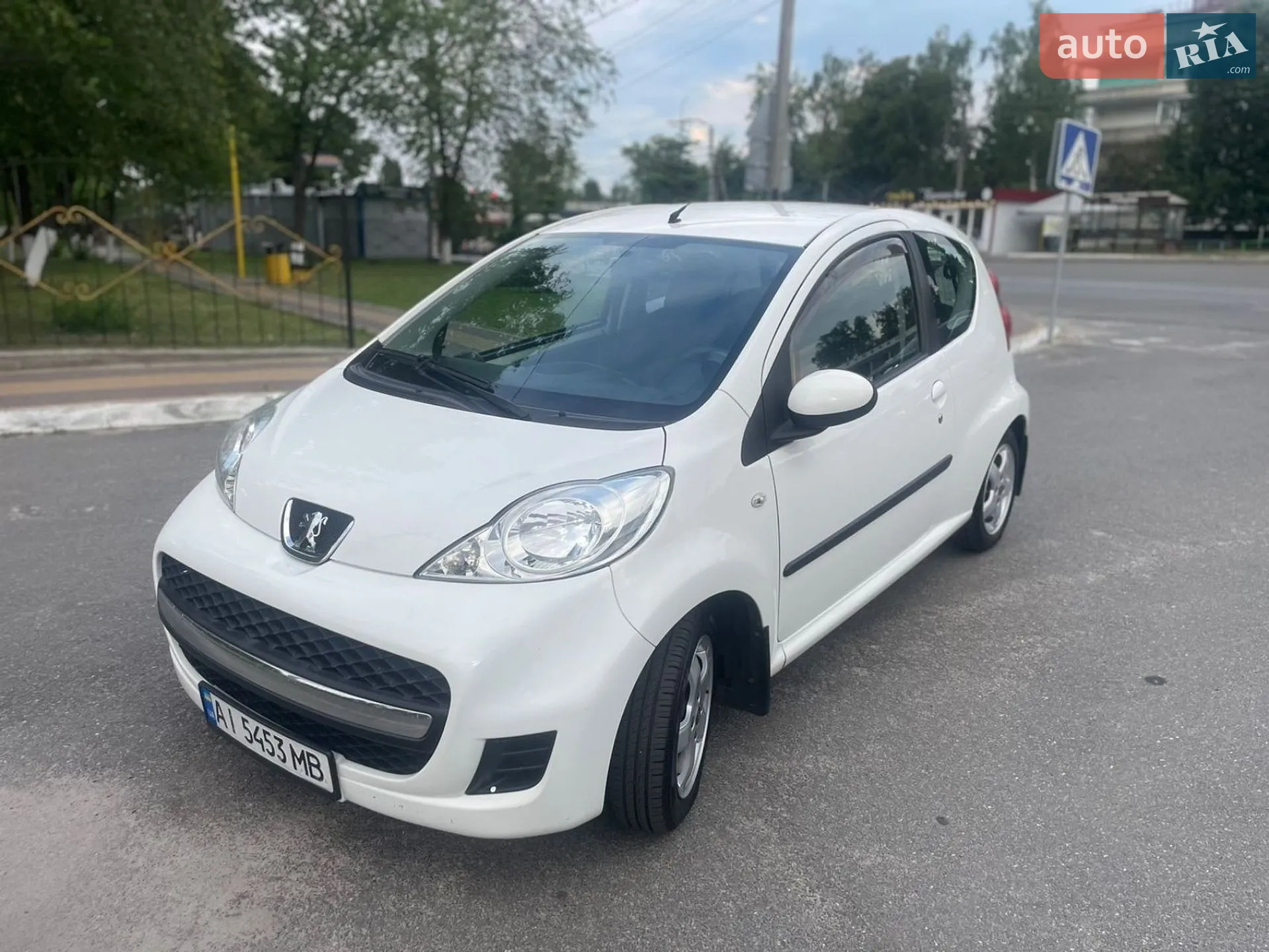 2011 Peugeot 107 - мініатюра 8