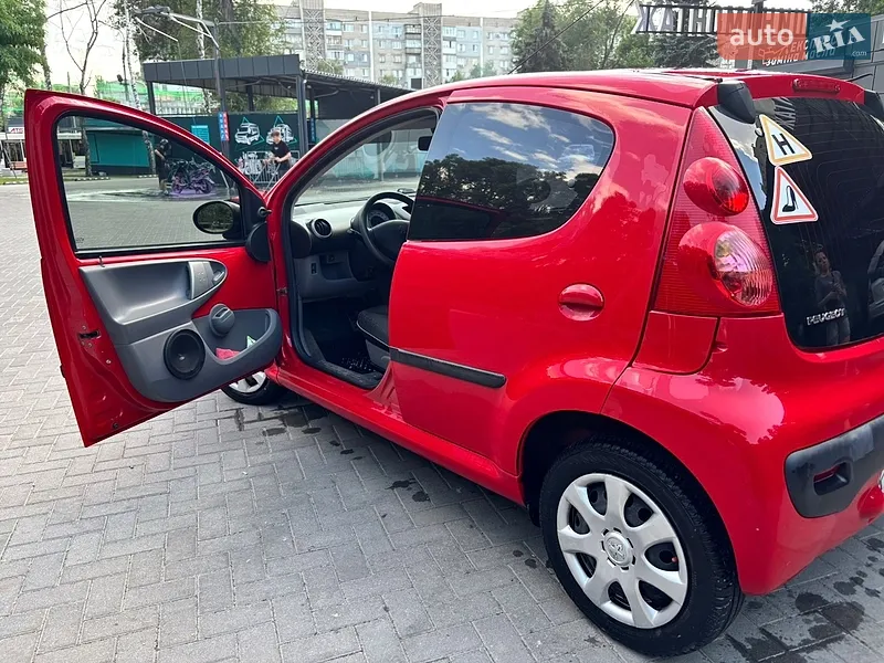 Peugeot 107 2011 VIN VF3PNCFB088575861 фото оголошення 2 з 53