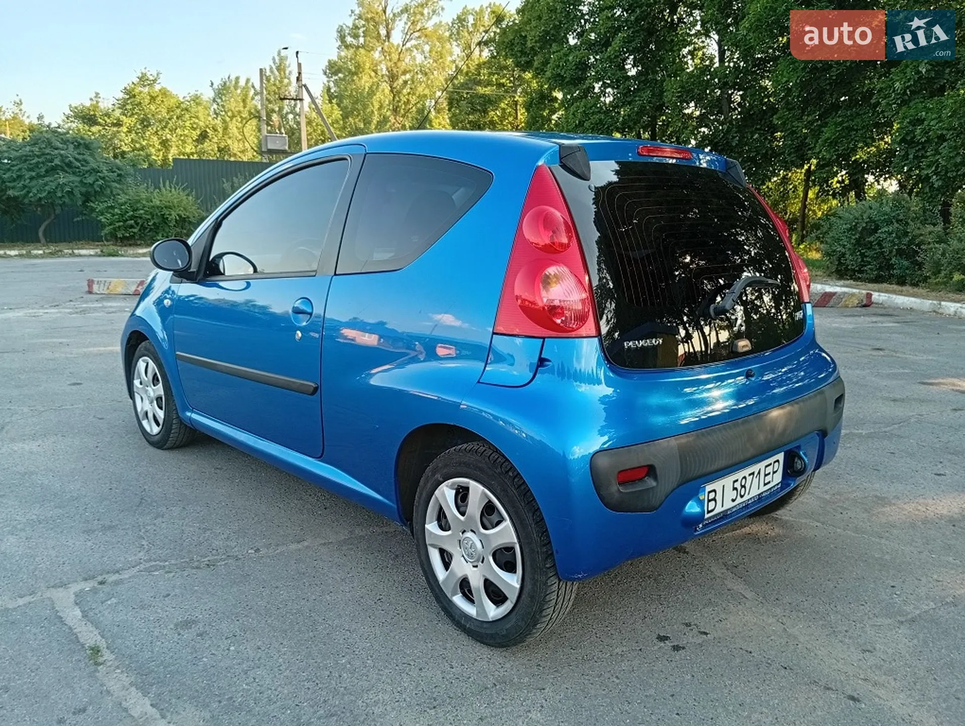 2012 Peugeot 107 - мініатюра 4