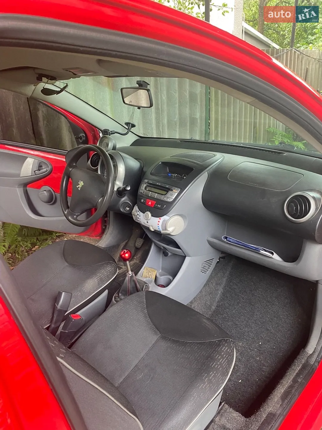 2011 Peugeot 107 - мініатюра 4