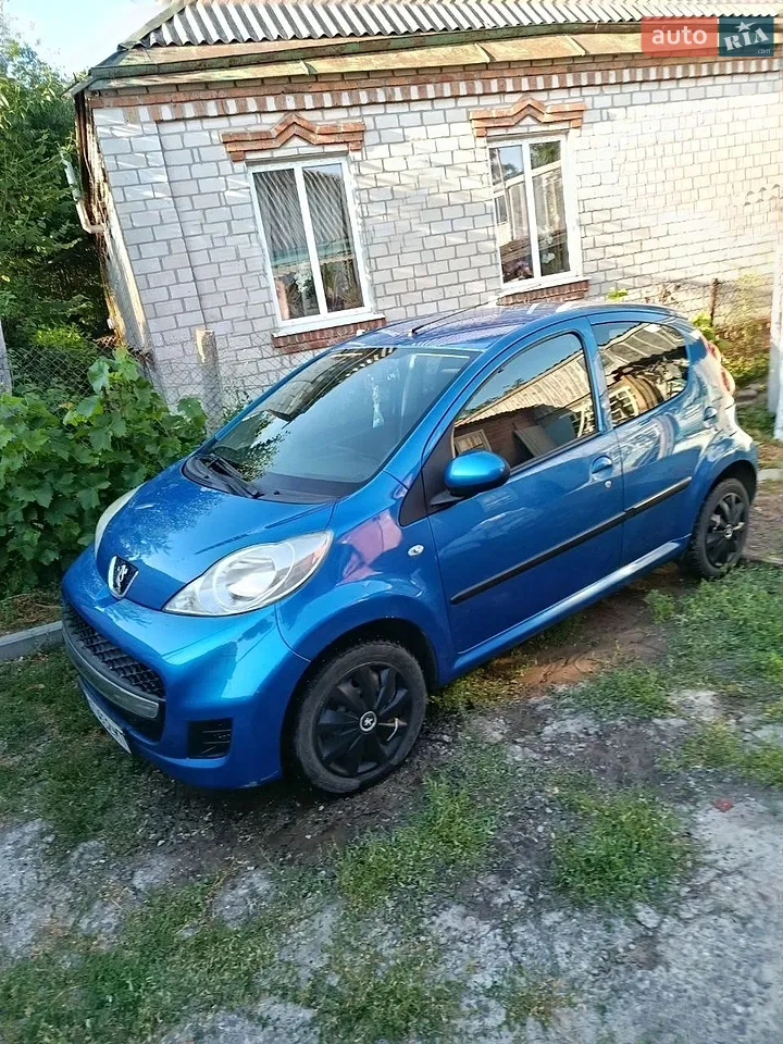 2010 Peugeot 107 - мініатюра 16