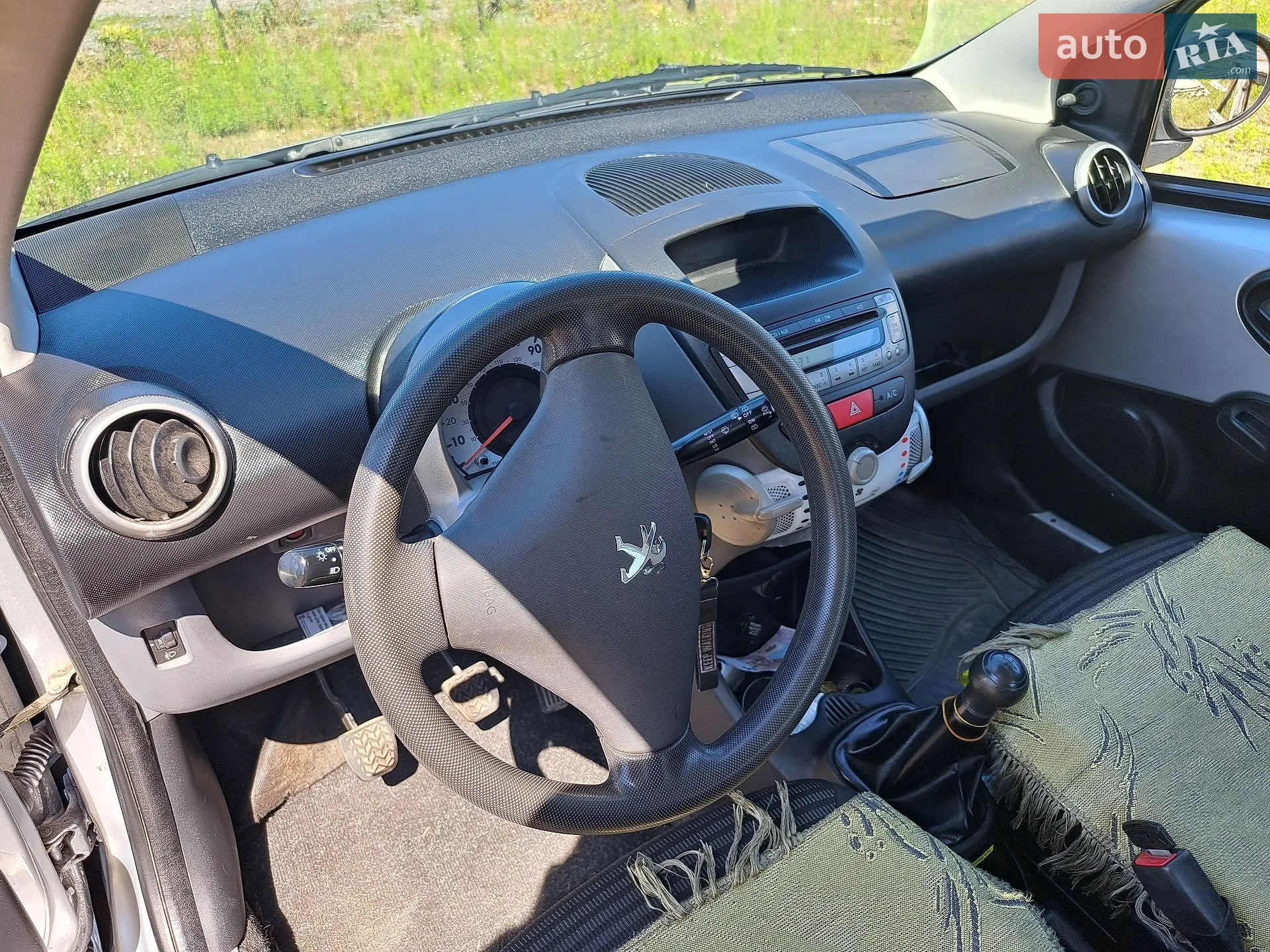 2013 Peugeot 107 - мініатюра 5