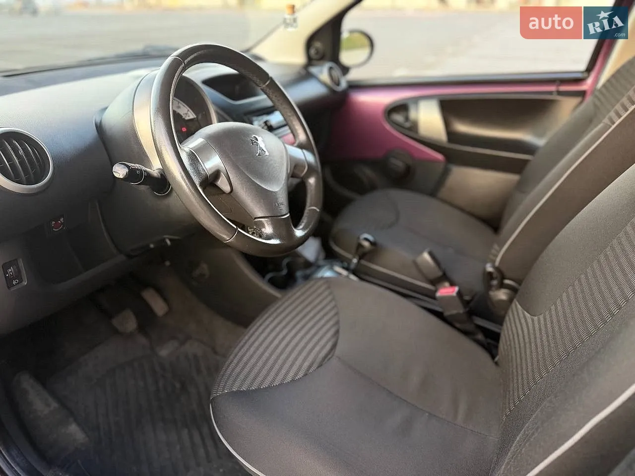 2013 Peugeot 107 - мініатюра 8