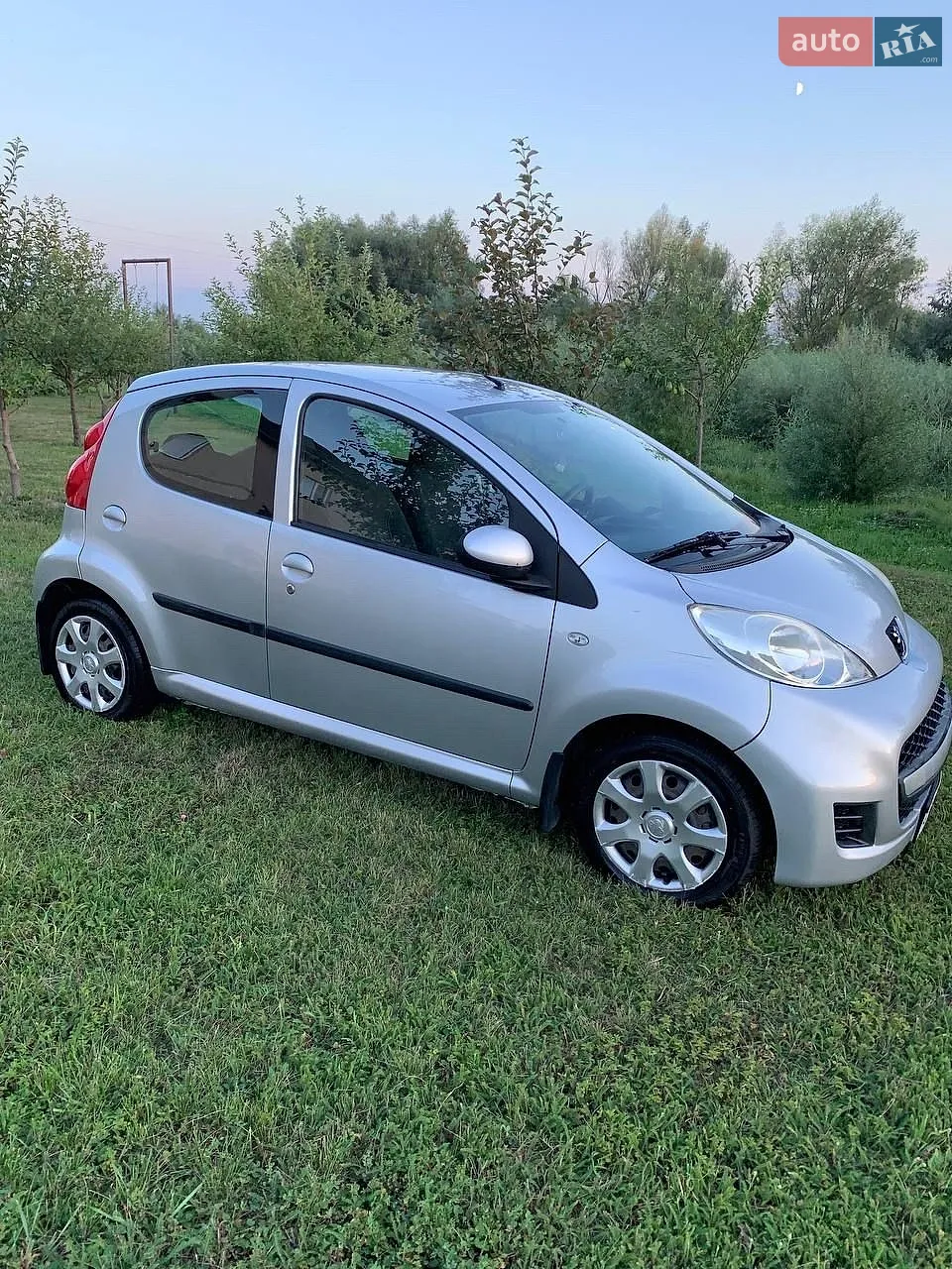 2012 Peugeot 107 - мініатюра 4