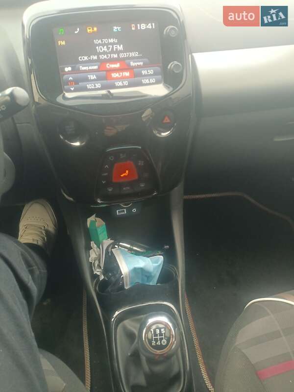 Хетчбек Peugeot 108 2014 в Новодністровську