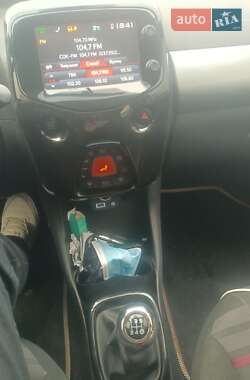 Хетчбек Peugeot 108 2014 в 