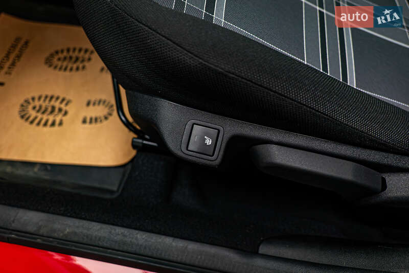 Хэтчбек Peugeot 108 2018 в Киеве фото 16 Хэтчбек Peugeot 108 2018 в Киеве