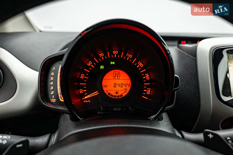 Хэтчбек Peugeot 108 2018 в Киеве фото 13 Хэтчбек Peugeot 108 2018 в Киеве