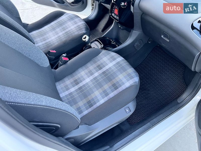Хэтчбек Peugeot 108 2019 в Киеве