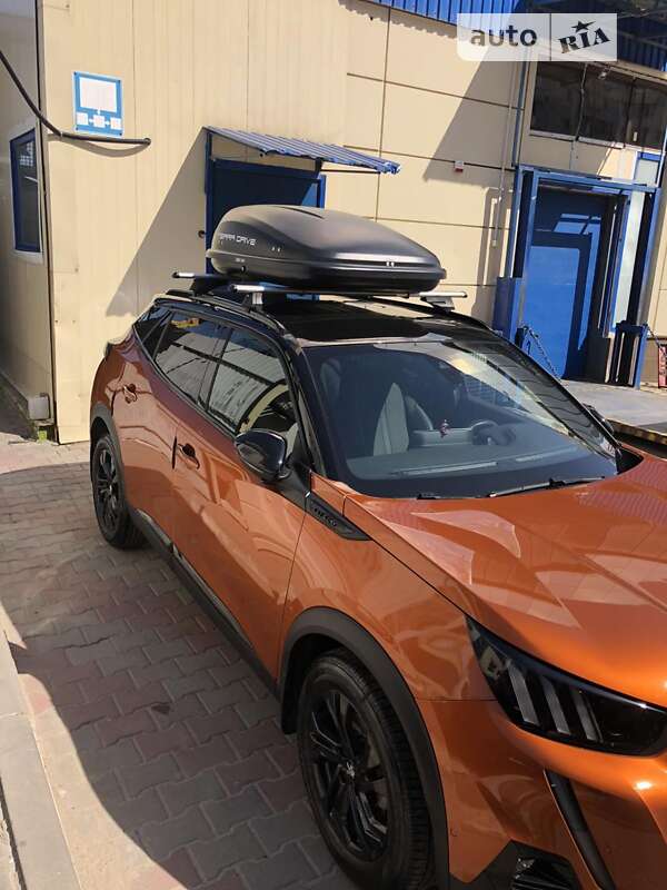 Позашляховик / Кросовер Peugeot 2008 2020 в Одесі