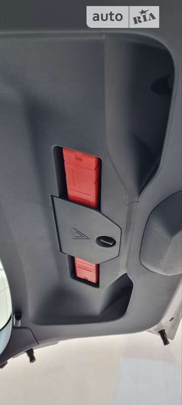 Позашляховик / Кросовер Peugeot 2008 2021 в Одесі