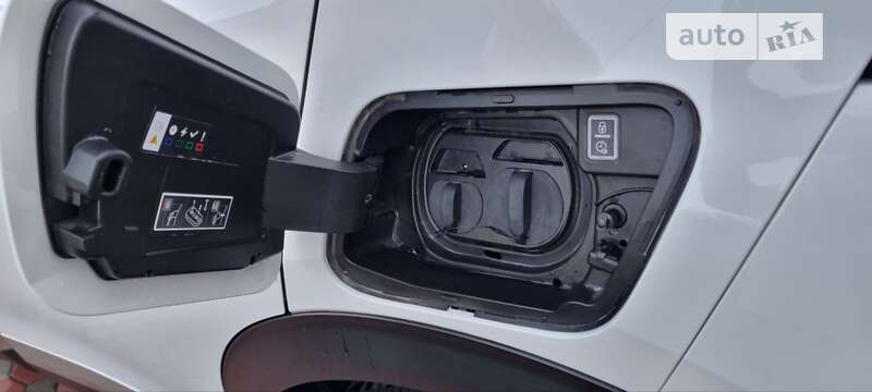 Позашляховик / Кросовер Peugeot 2008 2021 в Одесі