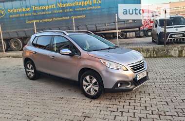 Позашляховик / Кросовер Peugeot 2008 2015 в Чернівцях