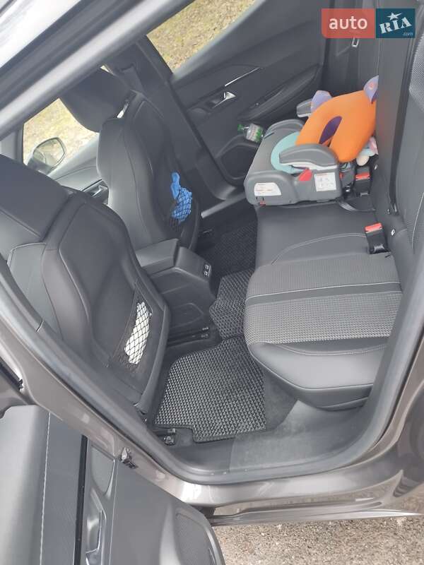 Позашляховик / Кросовер Peugeot 2008 2021 в Рава-Руській фото 23 Позашляховик / Кросовер Peugeot 2008 2021 в Рава-Руській