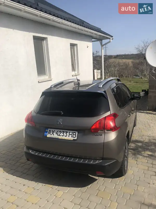 Внедорожник / Кроссовер Peugeot 2008 2014 в 