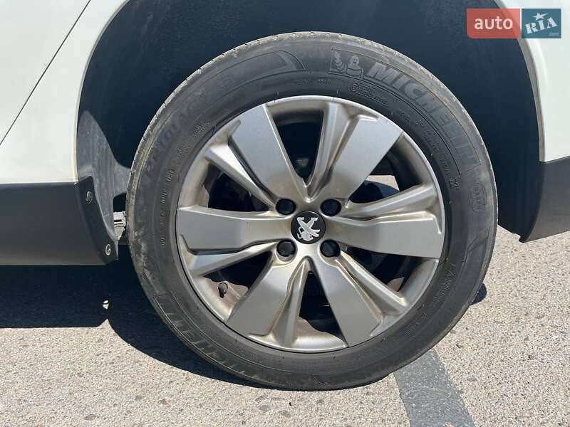 Позашляховик / Кросовер Peugeot 2008 2018 в Вінниці